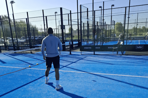 Wat is een vibora bij padel?